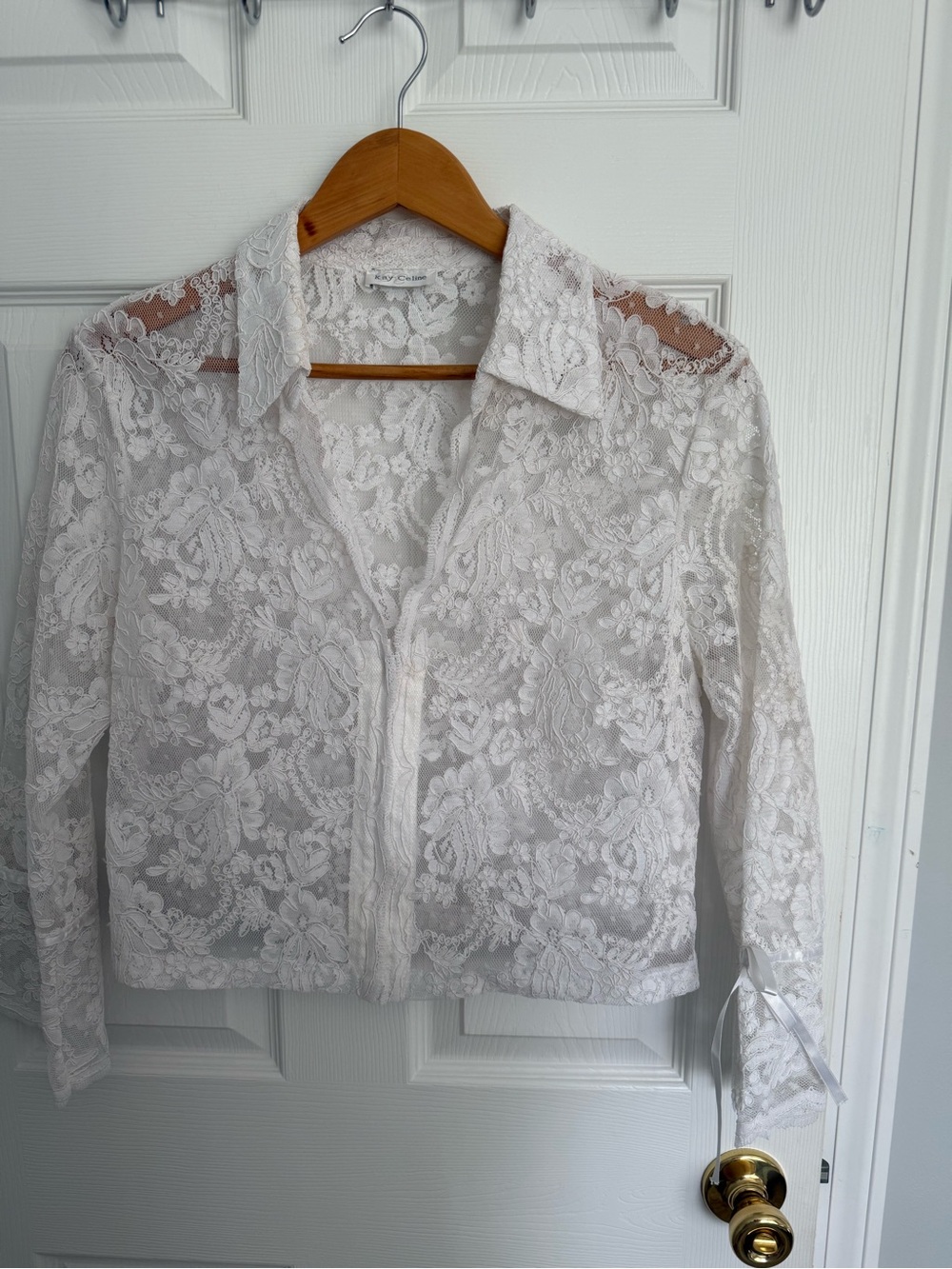 Kay Celine White Lace zip up top